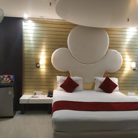 Hotel D'Grand Bareilly Exterior photo